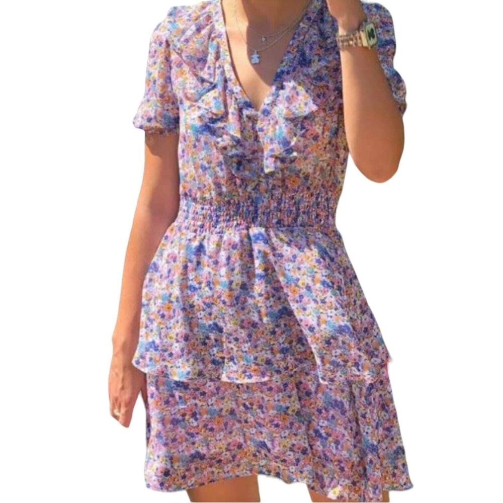 🚫SOLD!!! 🚫Zara Short Puff Sleeve V-Neck Ruffle Floral Mini Dress